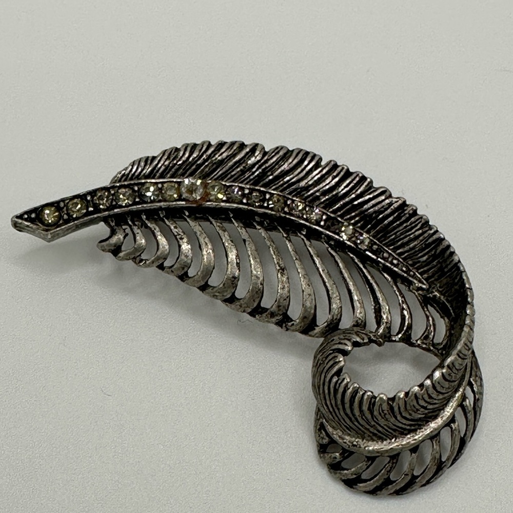 Vintage Silver Tone Feather Brooch with Rhinestones